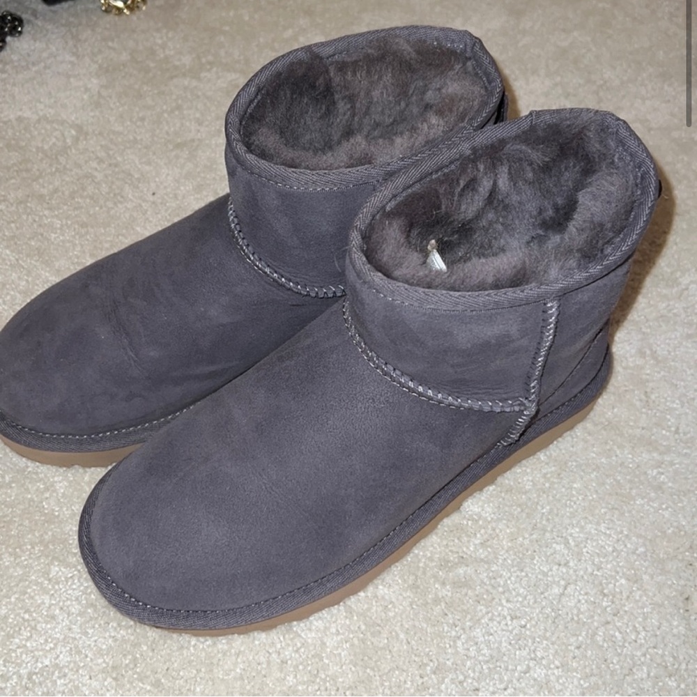 Mini Uggs - image 1